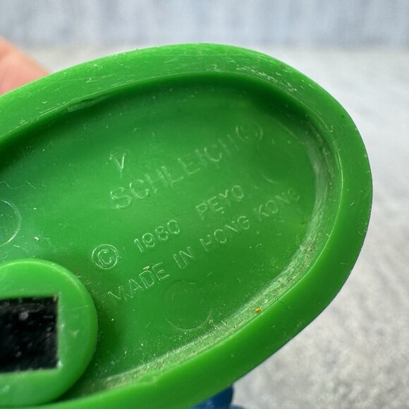 Smurfs 20065 Rugby Smurf Australian Football Vtg Figure Schleich PVC Figurine - Picture 4 of 4